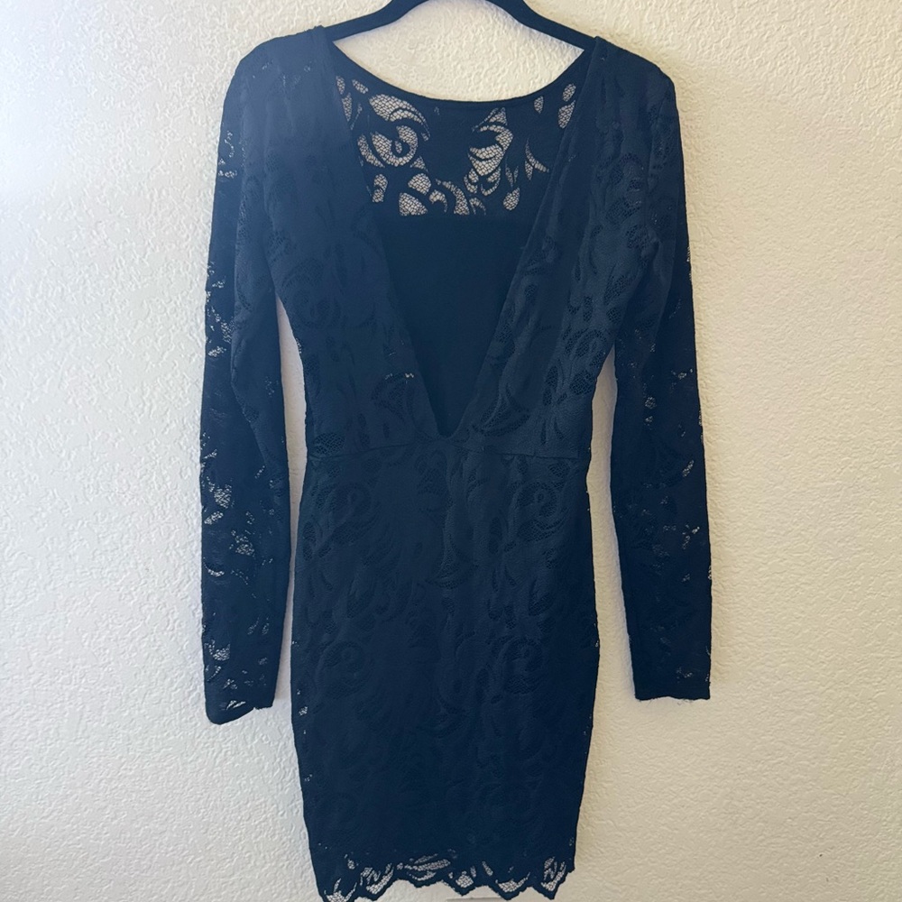 Low back bodycon Lace dress